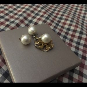 South sea pearls earrings and pendant